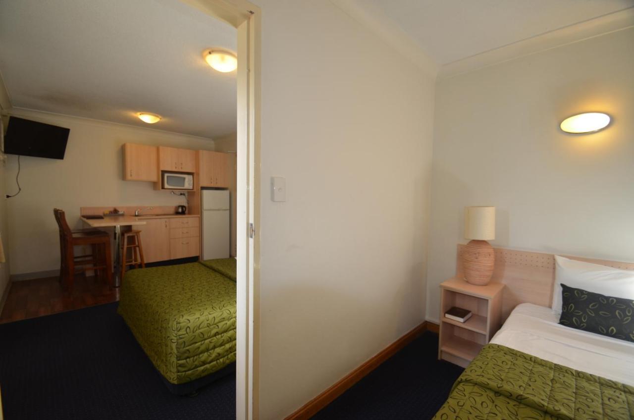 Airport Motel Brisbane Exterior photo