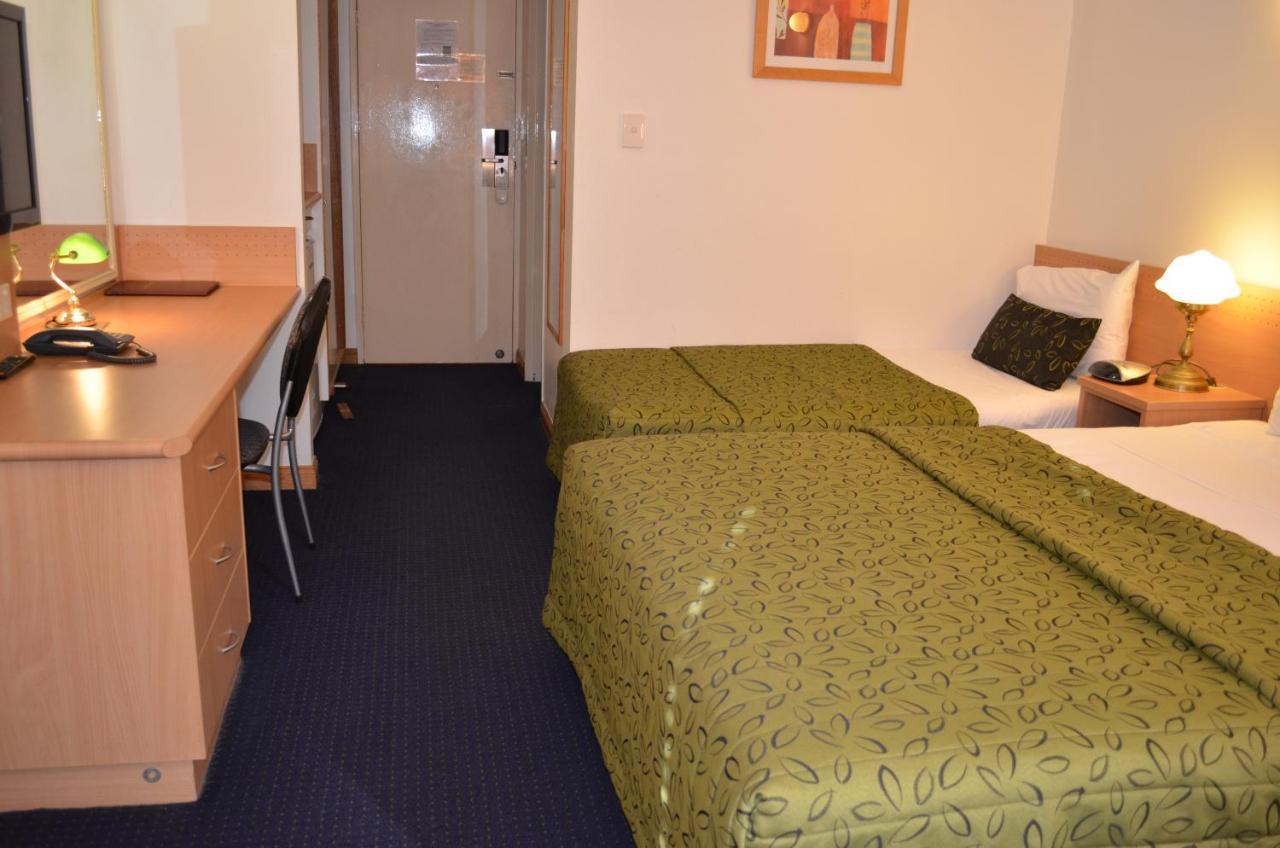 Airport Motel Brisbane Exterior photo
